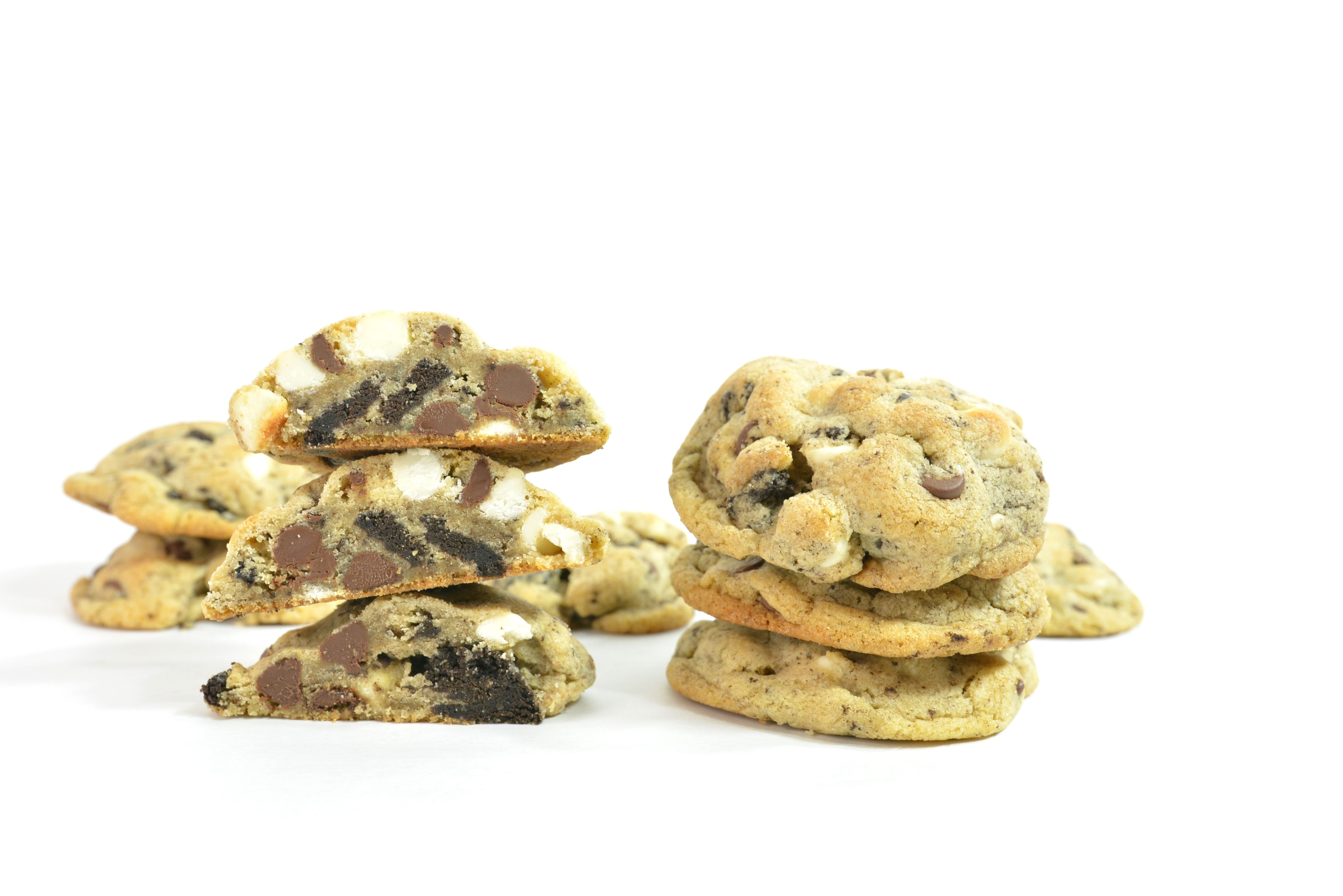 Cookies & Cream Cookies | Premium Gourmet Cookies – RAY'S COOKIES